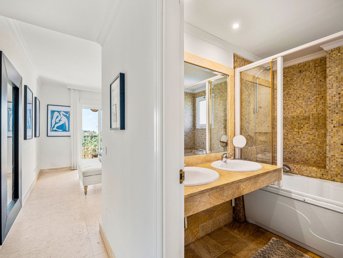 Appartement te koop in Benalmadena | 2 slaapkamers H5344429