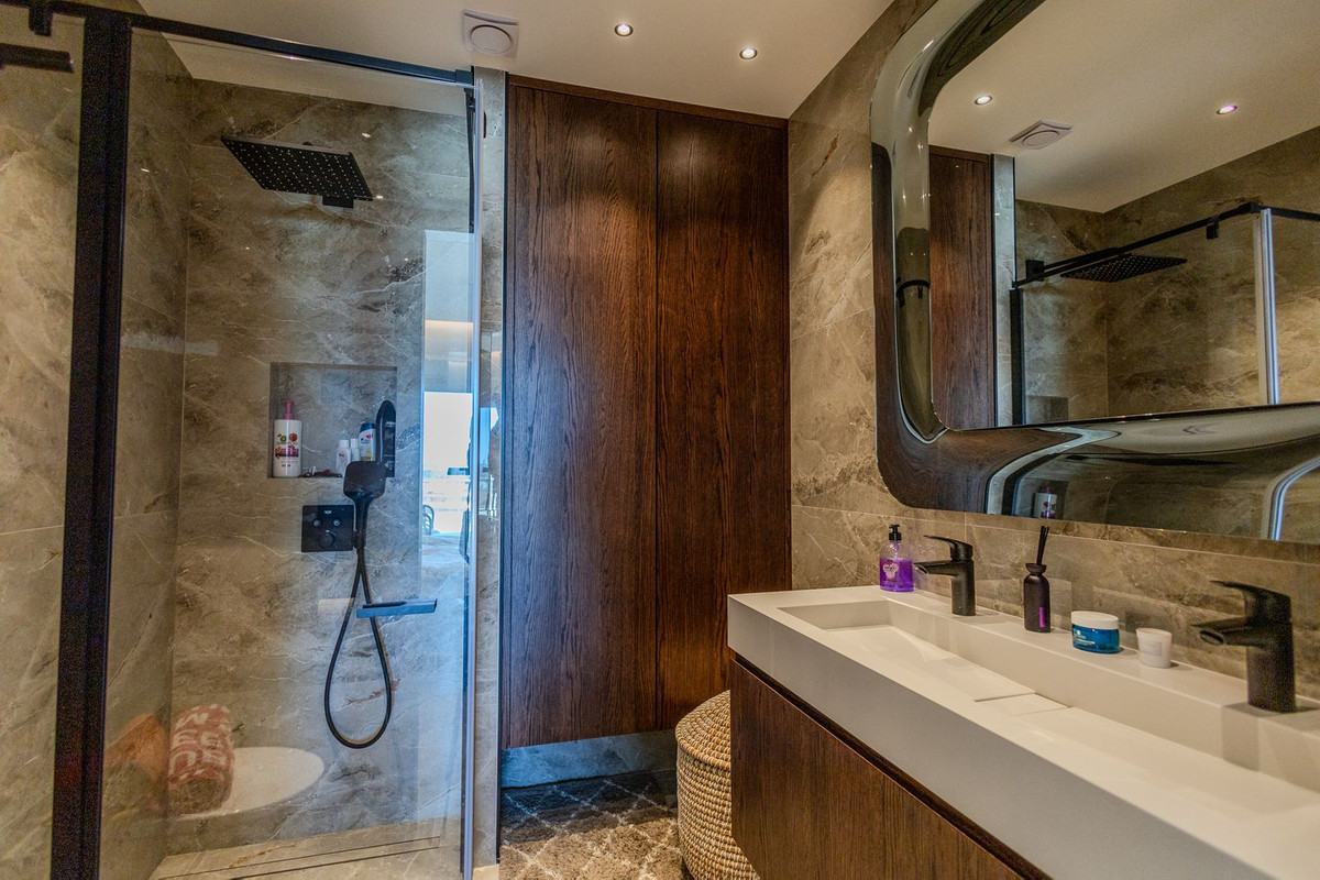 Appartement te koop in Benalmadena | 2 slaapkamers H5354959