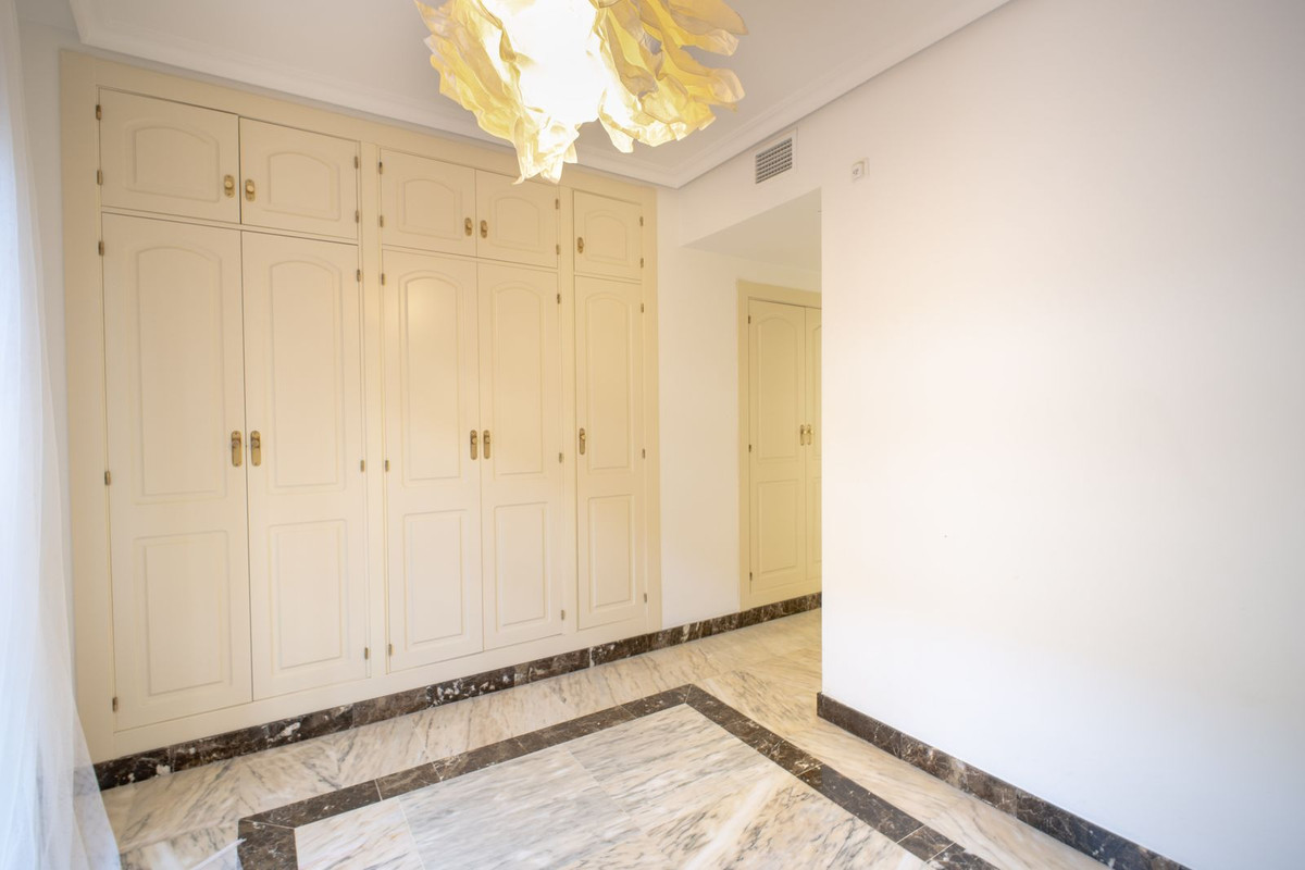 Appartement te koop in Benalmadena | 2 slaapkamers H5365003