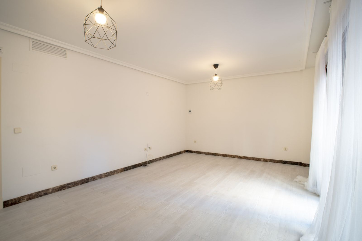 Appartement te koop in Benalmadena | 2 slaapkamers H5365003