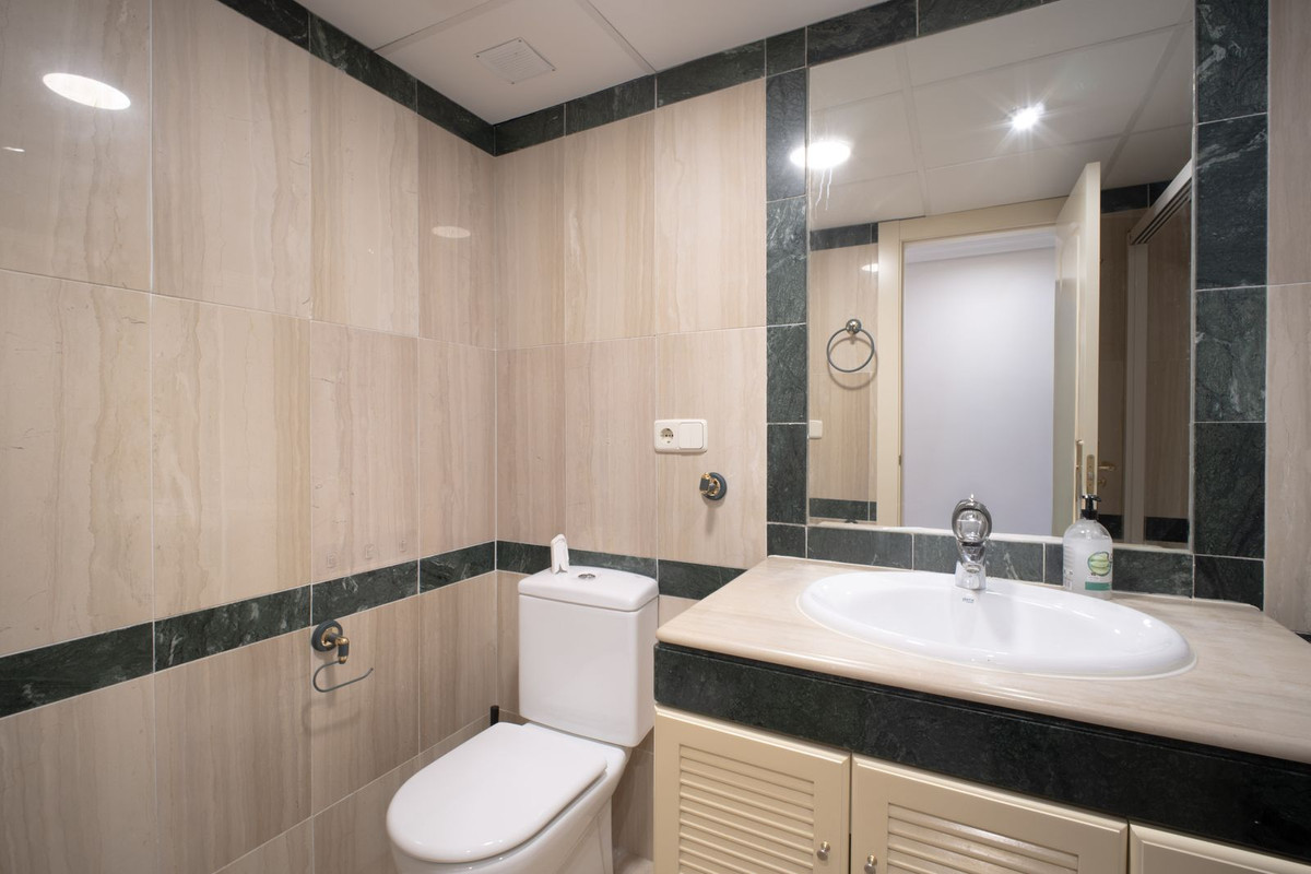 Appartement te koop in Benalmadena | 2 slaapkamers H5365003