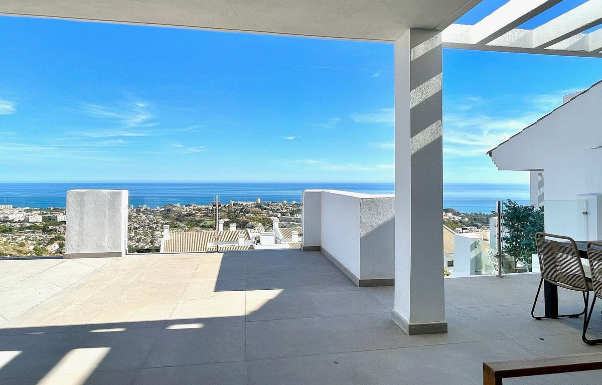Appartement te koop in Benalmadena | 3 slaapkamers H5379901