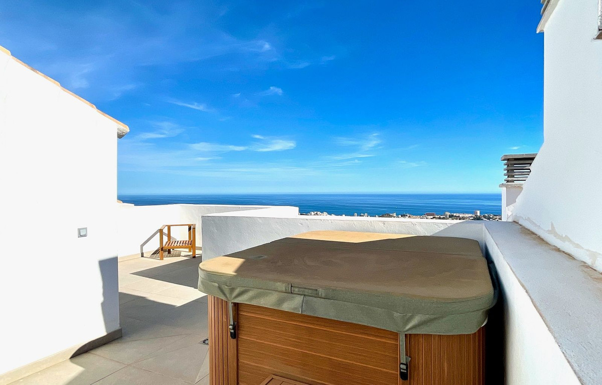 Appartement te koop in Benalmadena | 3 slaapkamers H5379901