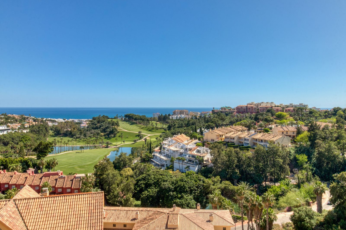 Penthouse te koop in Benalmadena | 2 slaapkamers H5379925