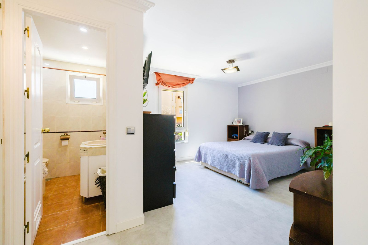 Appartement te koop in Benalmadena | 3 slaapkamers H5380132