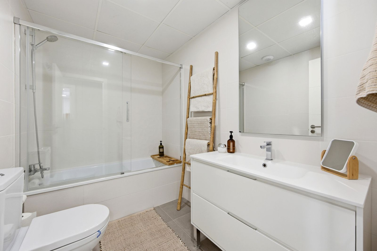 Appartement te koop in Benalmadena | 3 slaapkamers H5382028