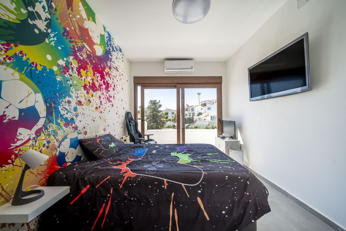 Appartement te koop in Benalmadena | 5 slaapkamers H5387833