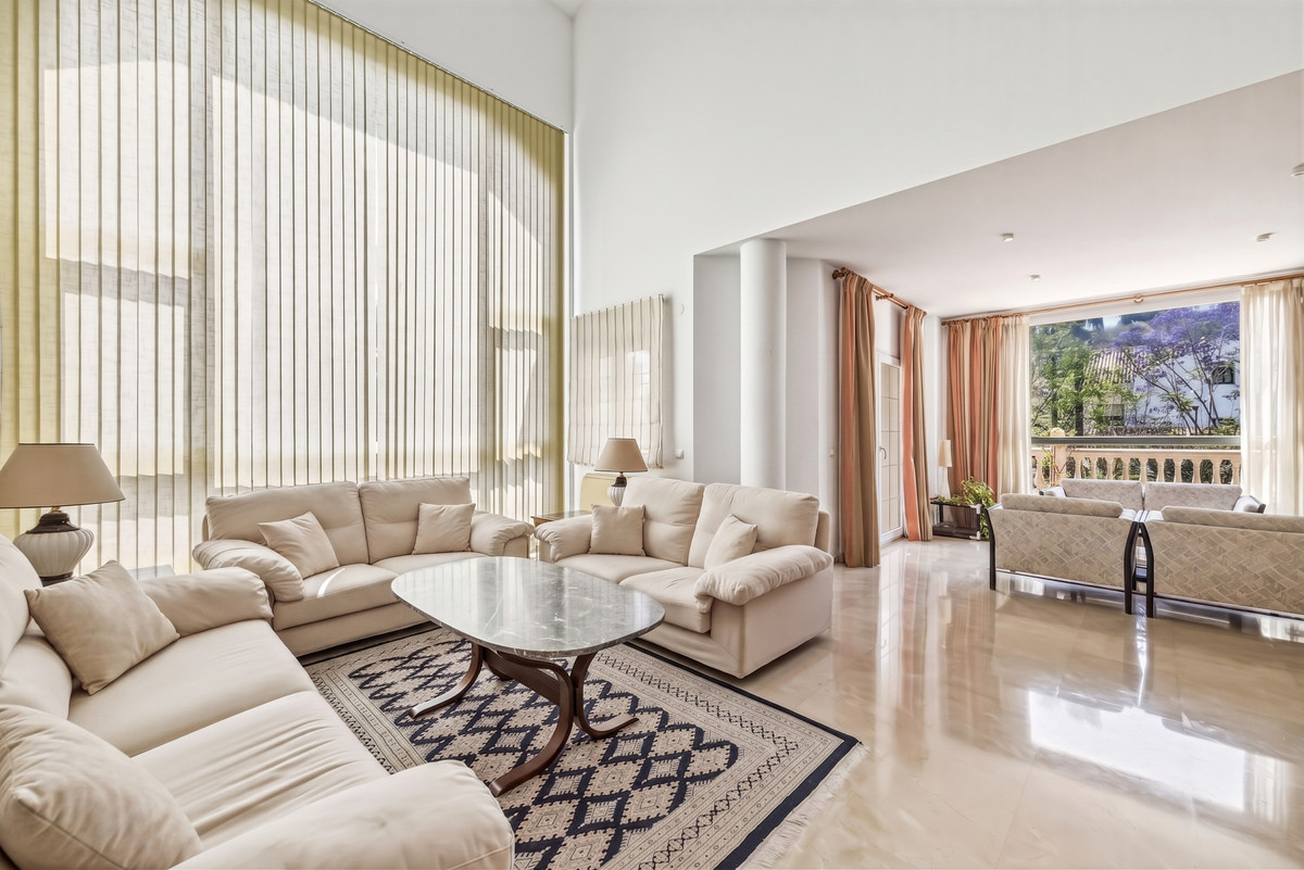 Appartement te koop in Benalmadena | 5 slaapkamers H5395195