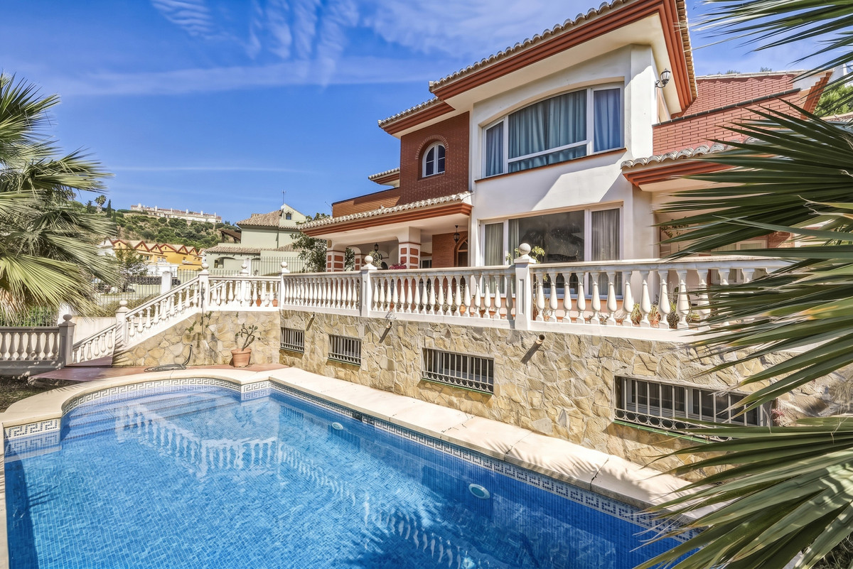 Appartement te koop in Benalmadena | 5 slaapkamers H5395195