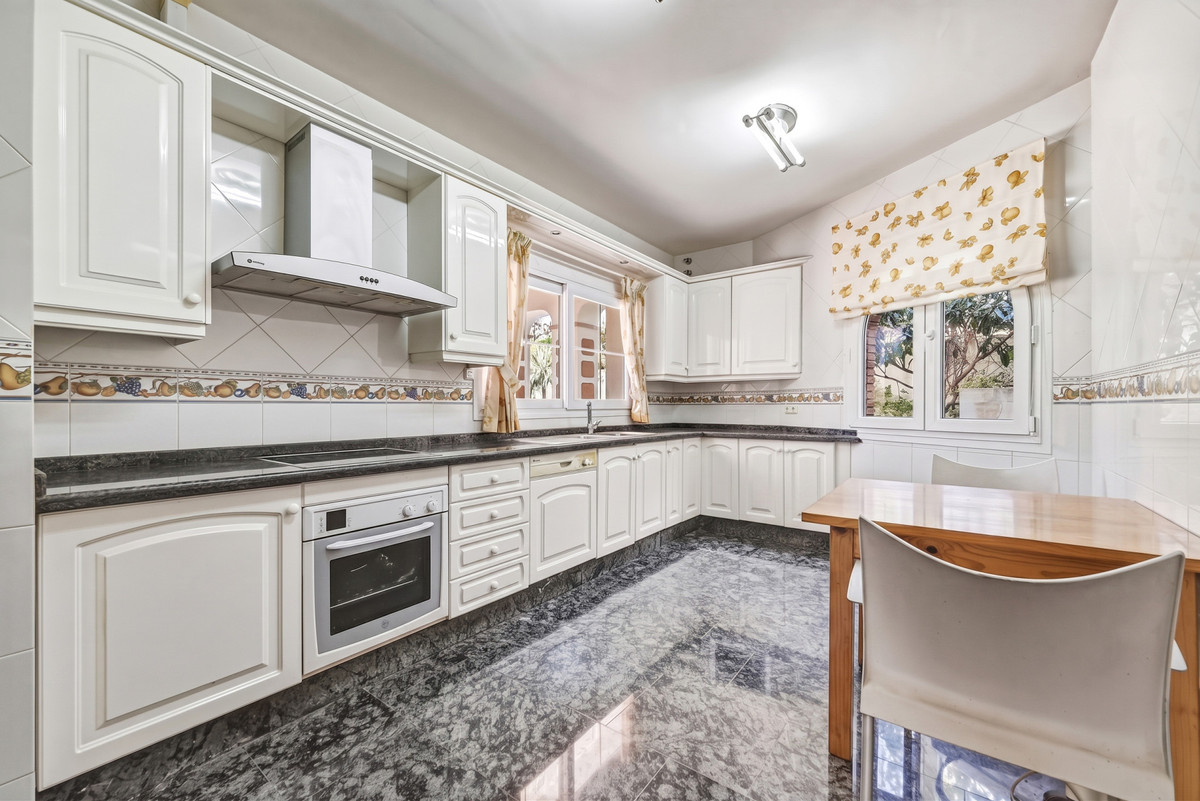Appartement te koop in Benalmadena | 5 slaapkamers H5395195