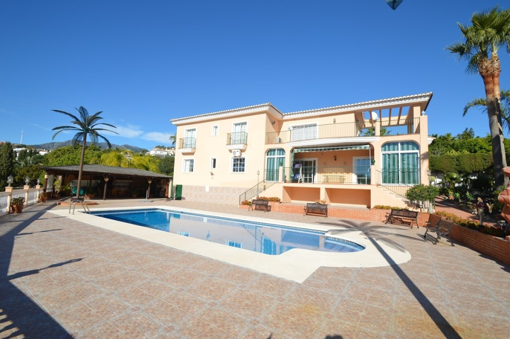 Huis te koop in Benalmadena | 6 slaapkamers H5401291