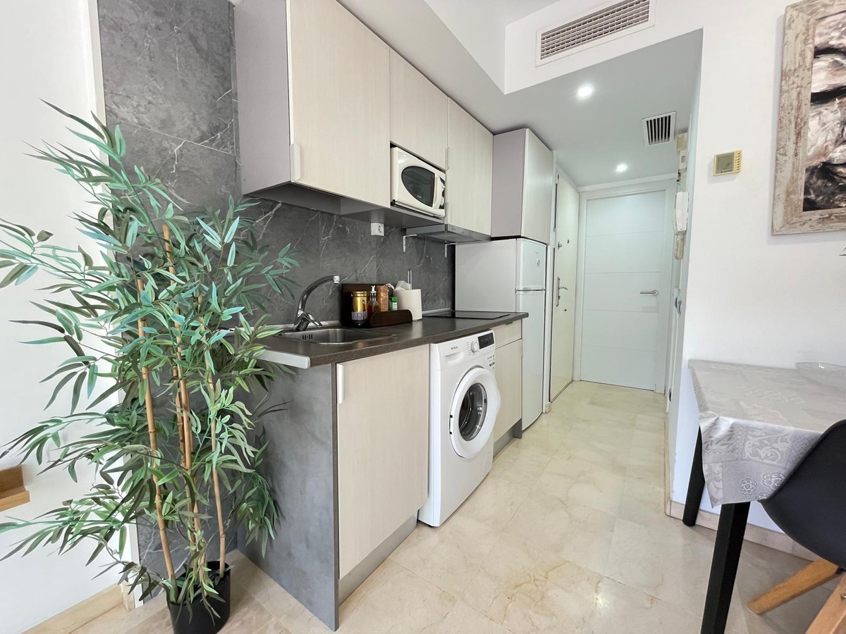 Appartement te koop in Benalmadena | 1 slaapkamers H5402725