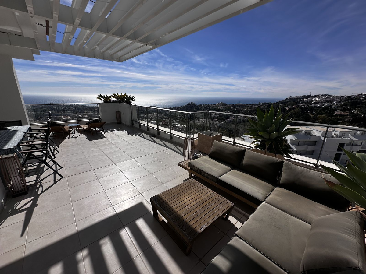 Appartement te koop in Benalmadena | 4 slaapkamers H5407771