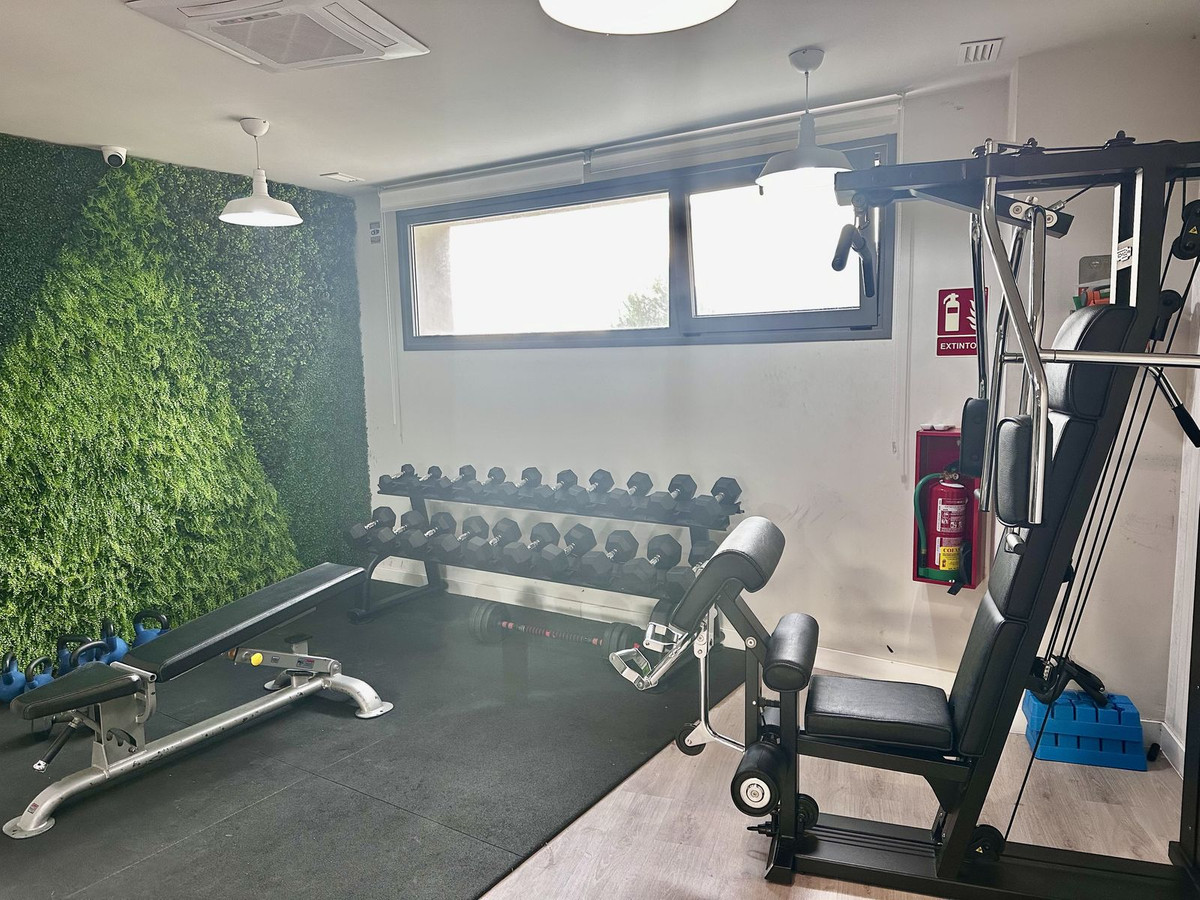Appartement te koop in Benalmadena | 4 slaapkamers H5407771