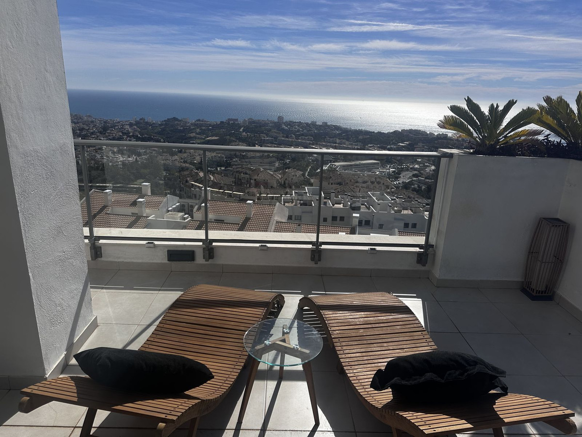 Appartement te koop in Benalmadena | 4 slaapkamers H5407771