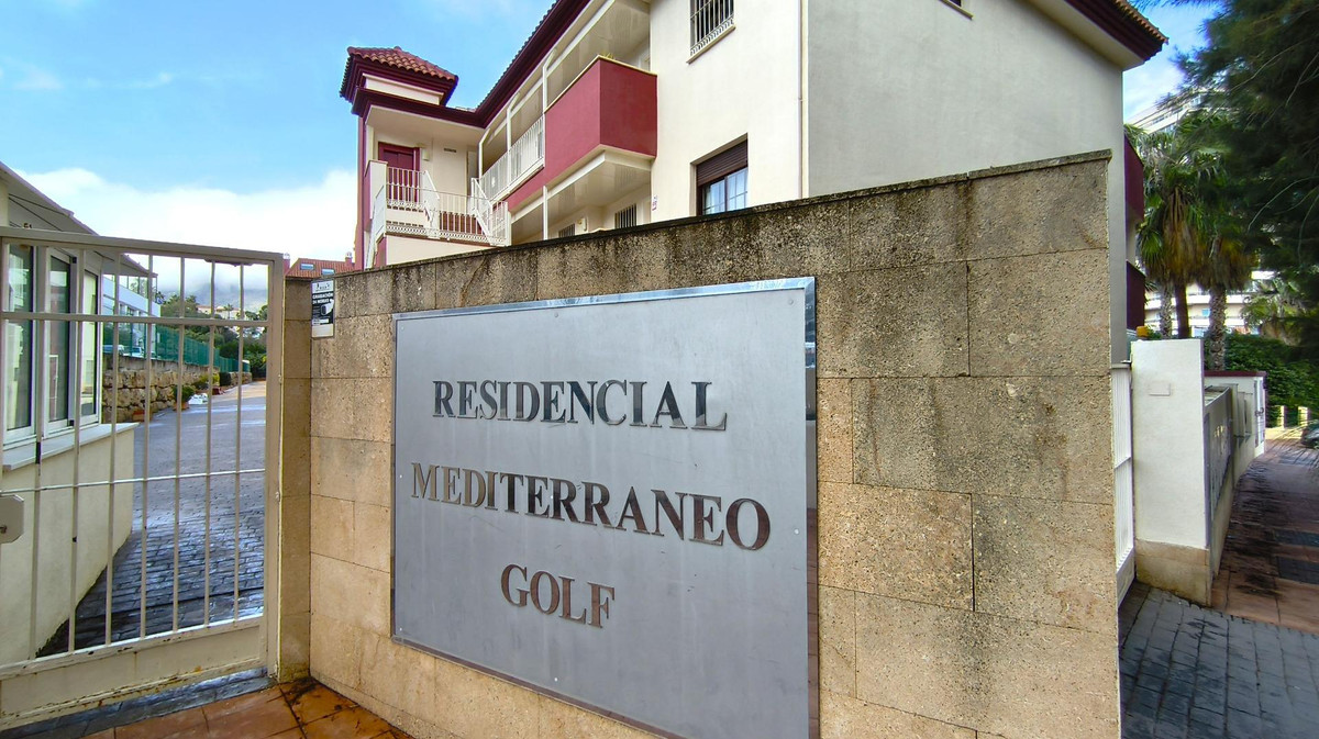 Appartement te koop in Benalmadena | 2 slaapkamers H5408098