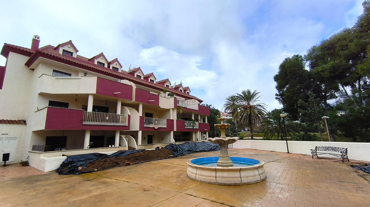 Appartement te koop in Benalmadena | 2 slaapkamers H5408098