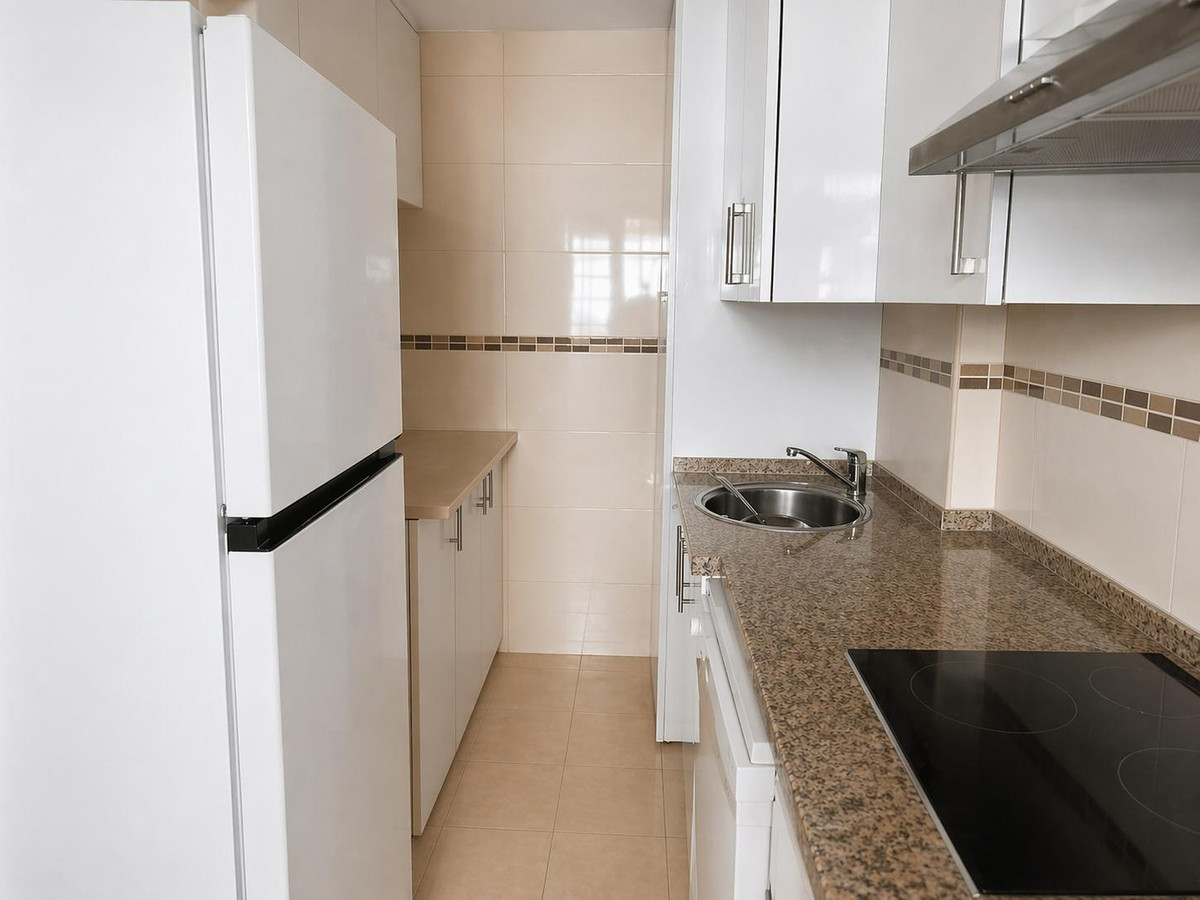 Appartement te koop in Benalmadena | 2 slaapkamers H5408098