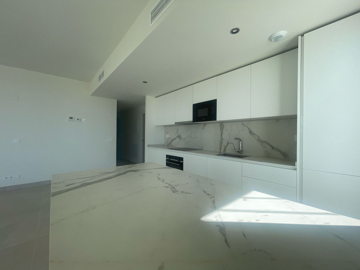 Appartement te koop in Benalmadena | 3 slaapkamers H5413495