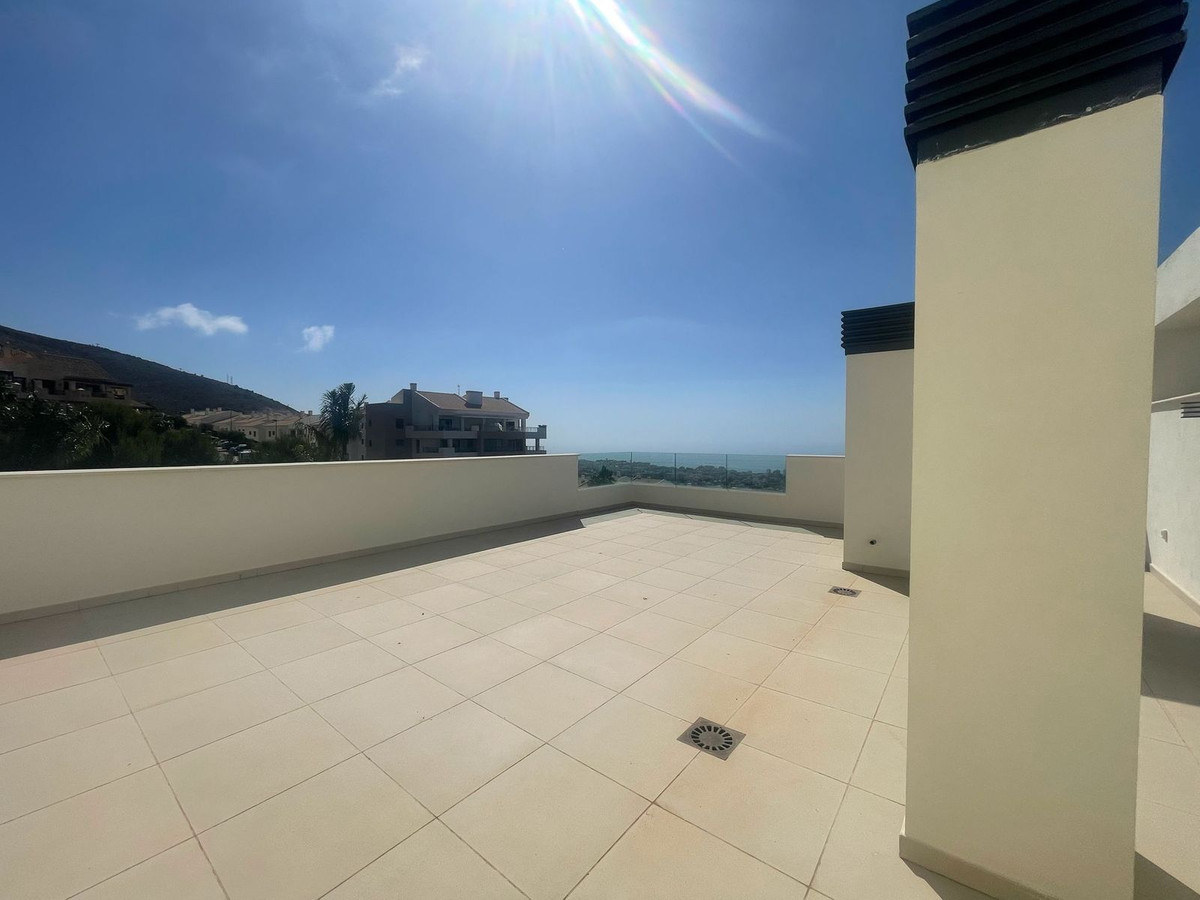 Appartement te koop in Benalmadena | 3 slaapkamers H5413495