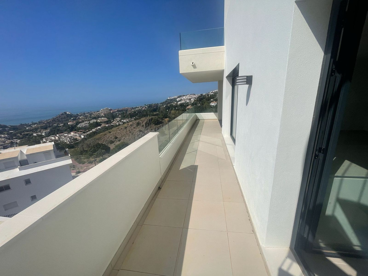 Appartement te koop in Benalmadena | 3 slaapkamers H5413495