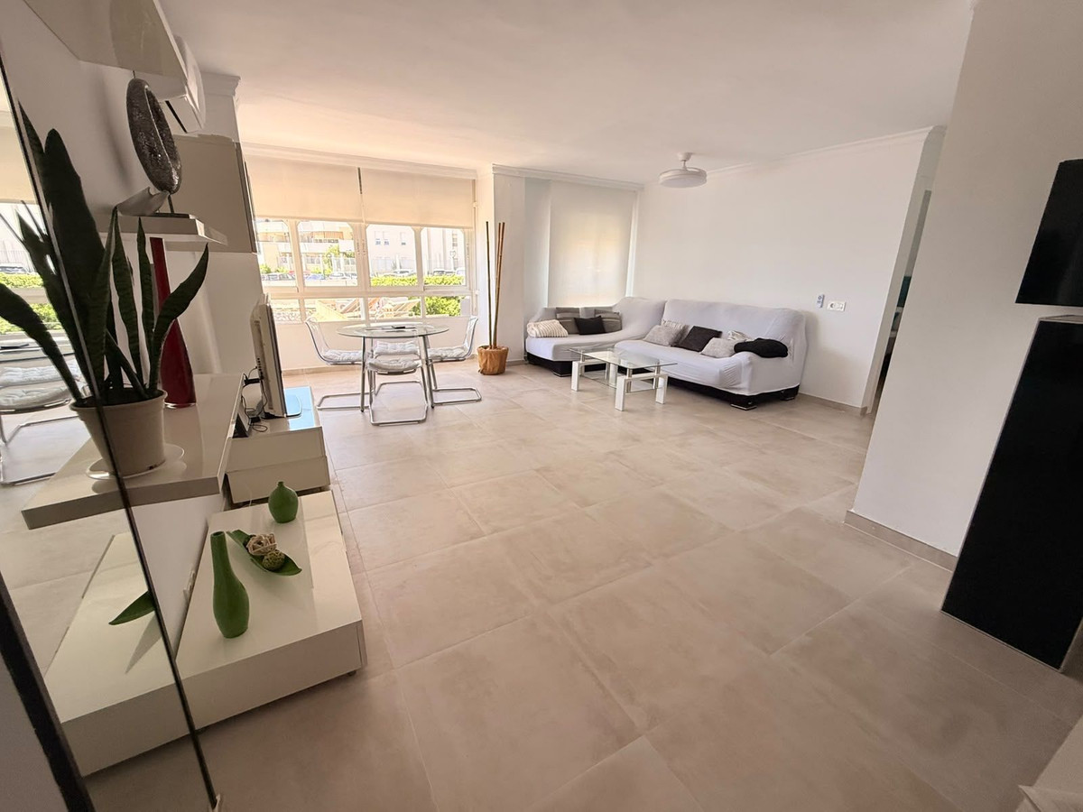 Appartement te koop in Benalmadena | 3 slaapkamers H5417830