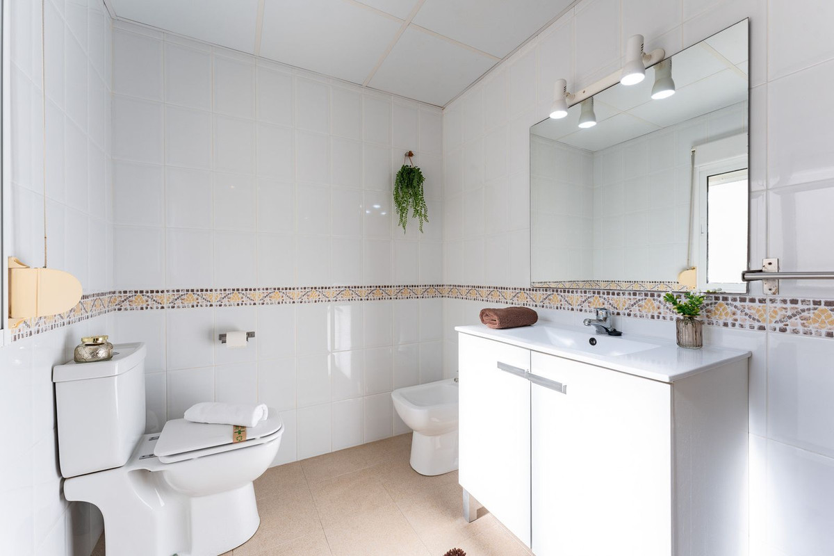 Appartement te koop in Benalmadena | 2 slaapkamers H5426035