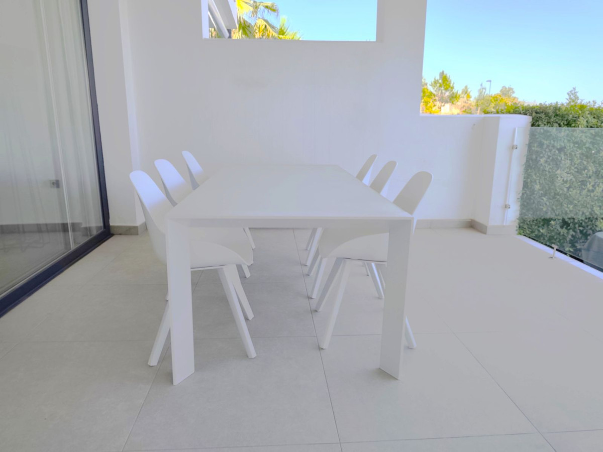 Appartement te koop in Benalmadena | 2 slaapkamers H5427253