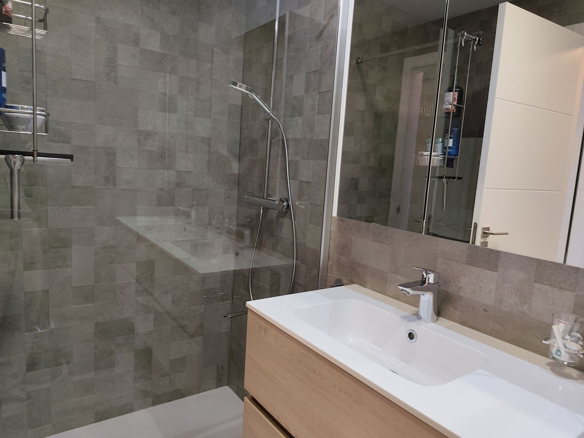 Appartement te koop in Benalmadena | 2 slaapkamers H5427253