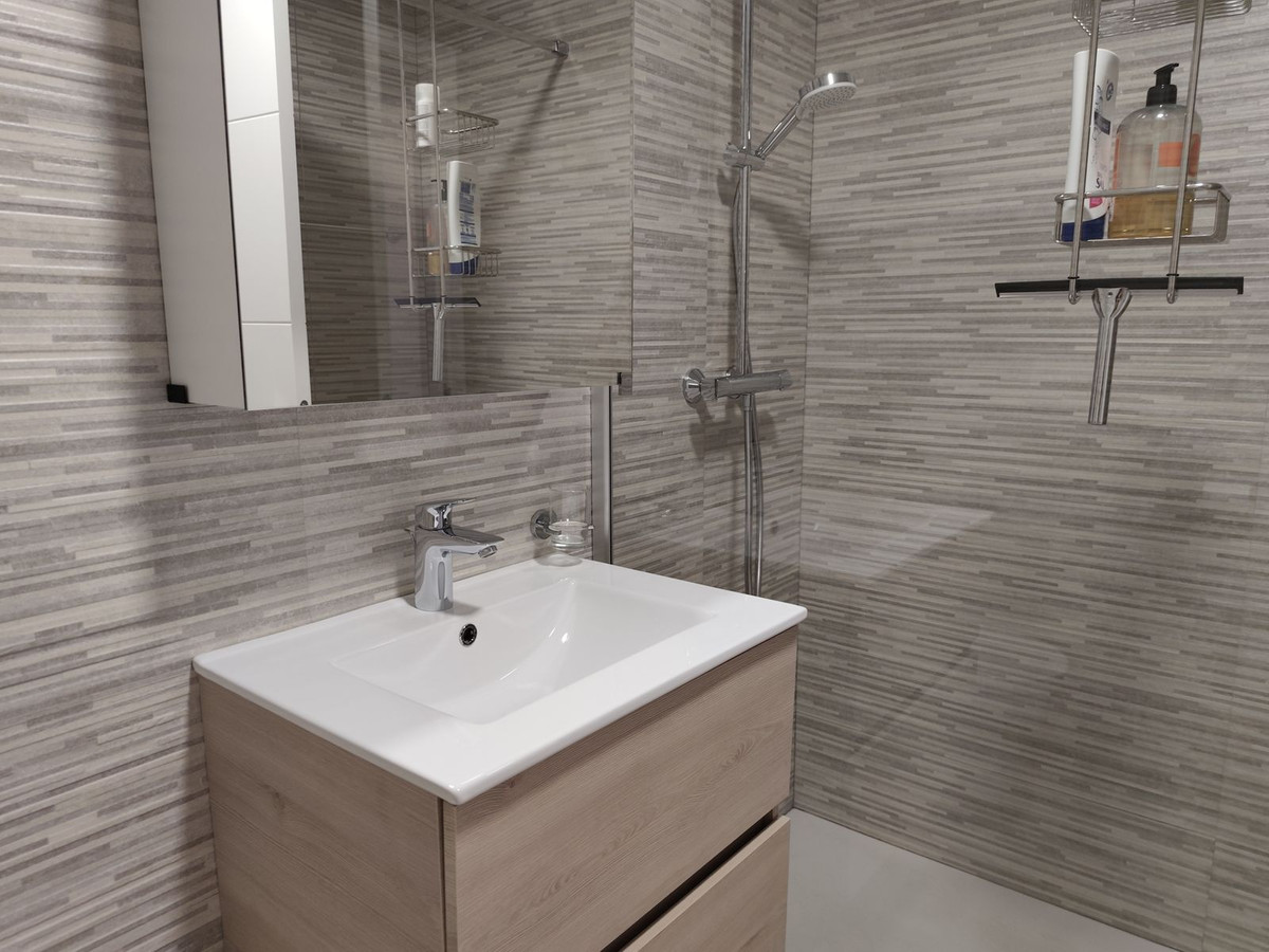Appartement te koop in Benalmadena | 2 slaapkamers H5427253