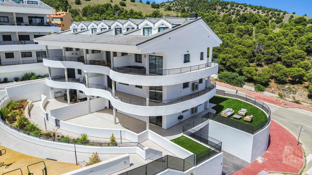 Appartement te koop in Benalmadena | 3 slaapkamers H5433097