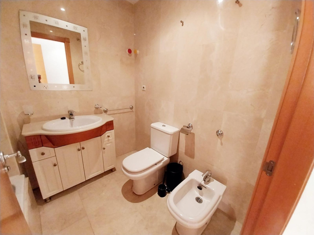 Appartement te koop in Benalmadena | 2 slaapkamers H5444074