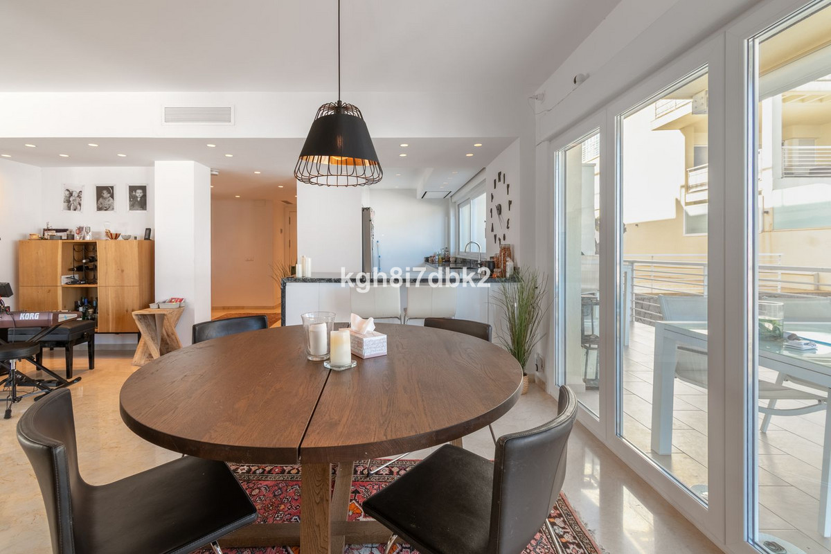 Appartement te koop in Benalmadena | 3 slaapkamers H5460847