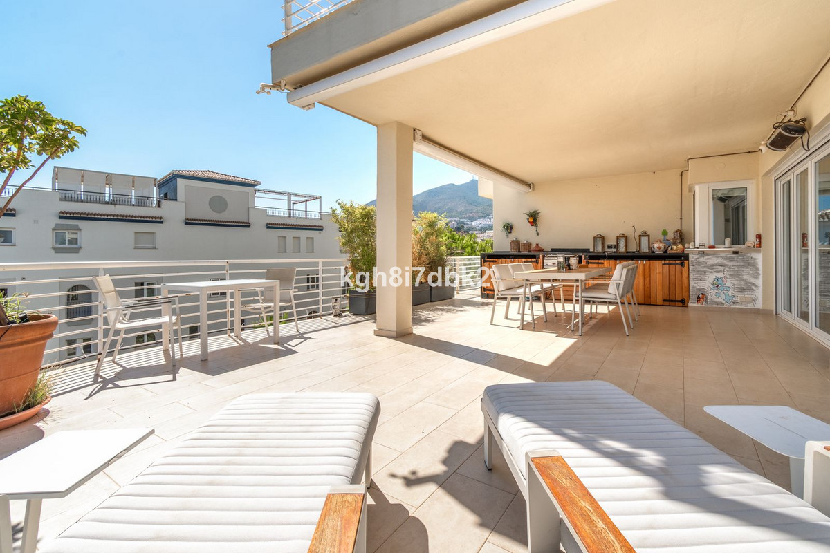 Appartement te koop in Benalmadena | 3 slaapkamers H5460847