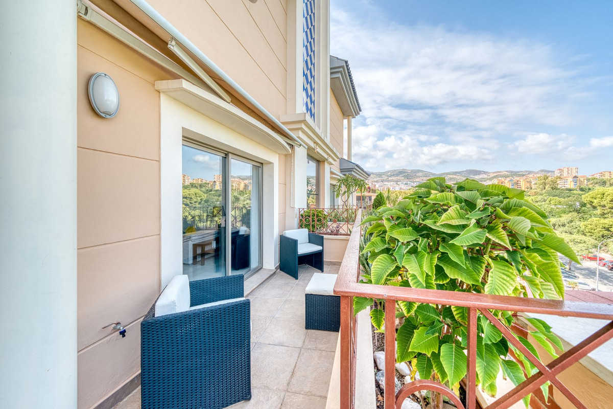 Appartement te koop in Benalmadena | 2 slaapkamers H5474755