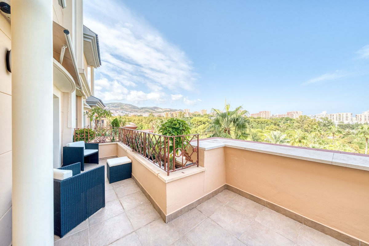 Appartement te koop in Benalmadena | 2 slaapkamers H5474755