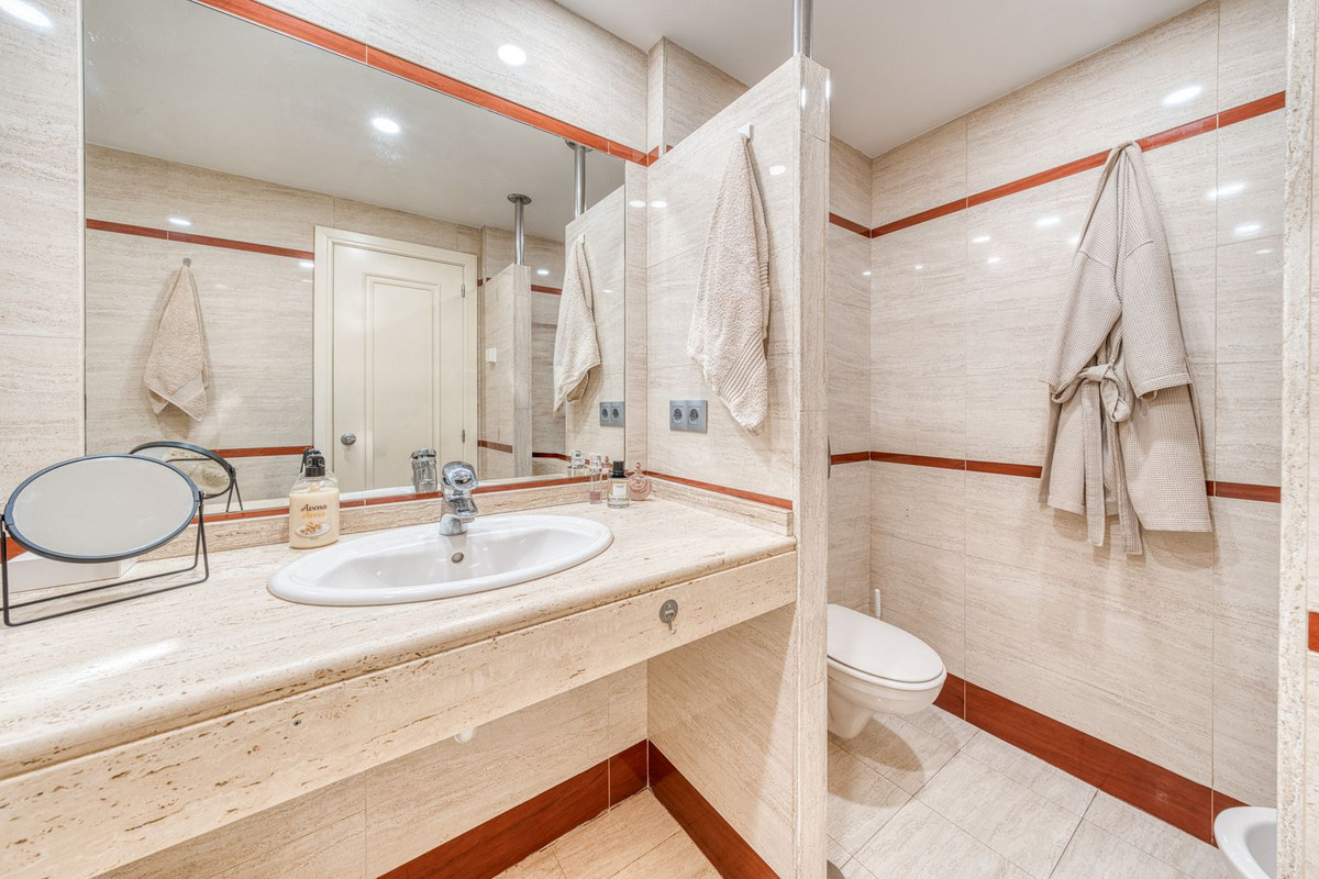Appartement te koop in Benalmadena | 2 slaapkamers H5474755
