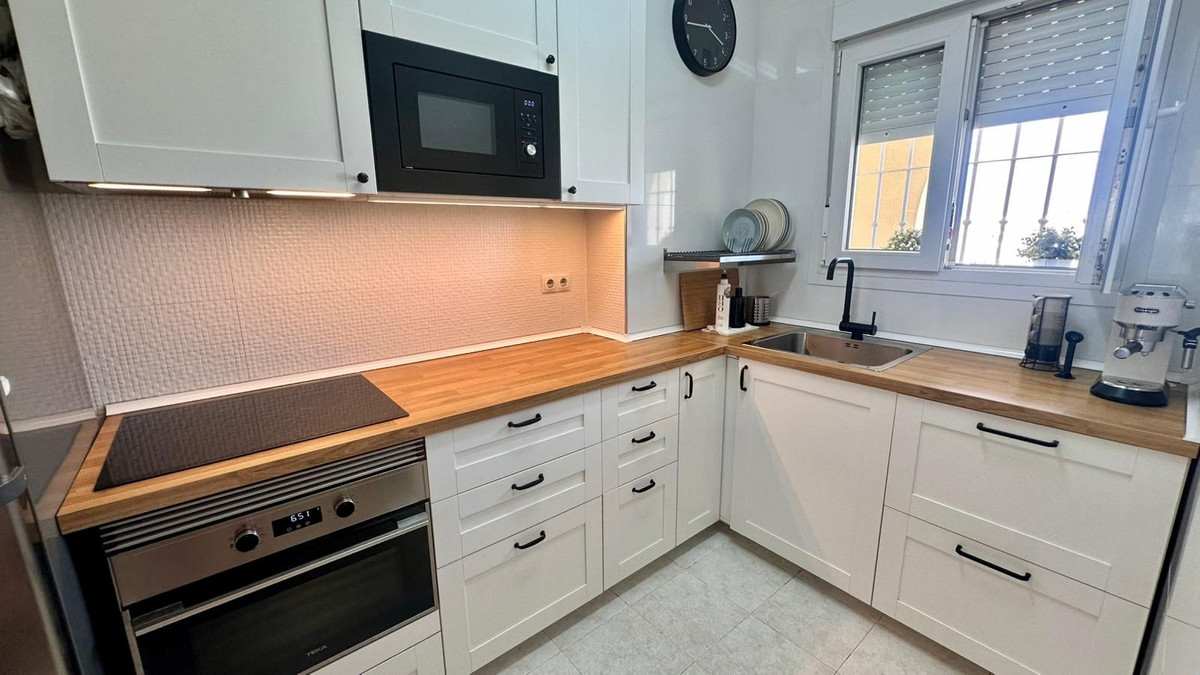 Appartement te koop in Benalmadena | 2 slaapkamers H5477401