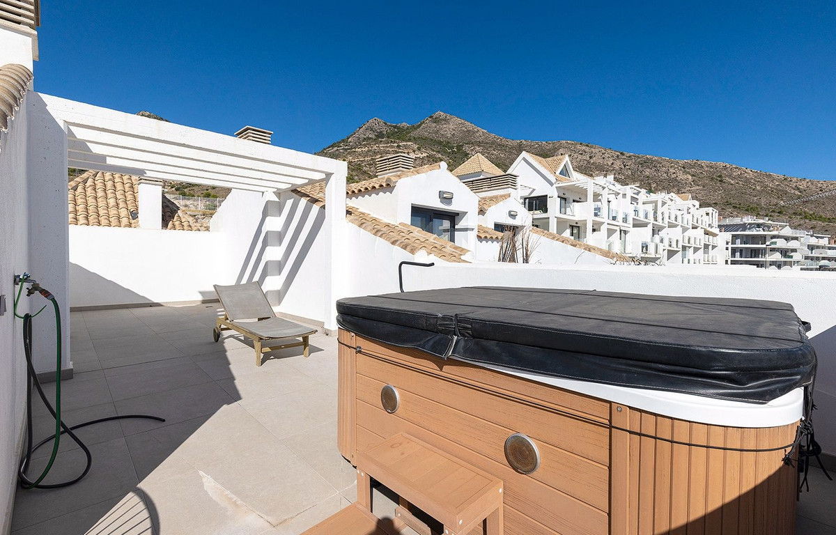 Appartement te koop in Benalmadena | 3 slaapkamers H5481679
