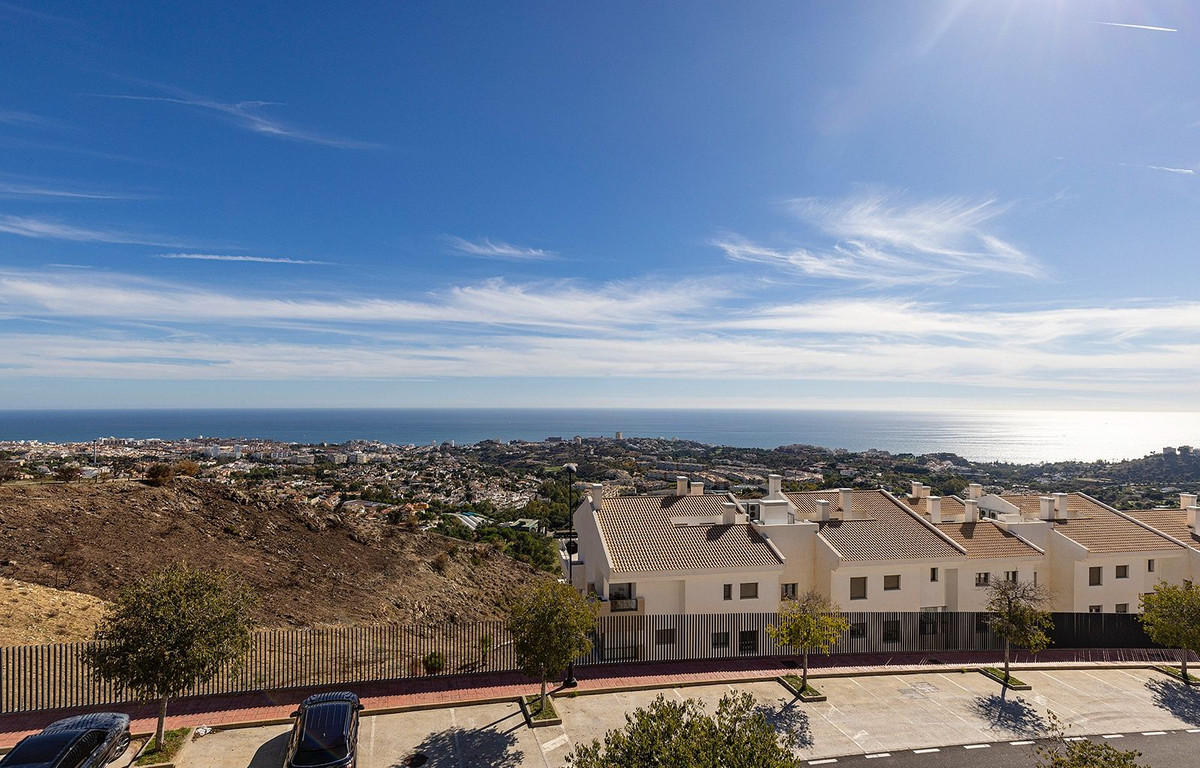 Appartement te koop in Benalmadena | 3 slaapkamers H5481679