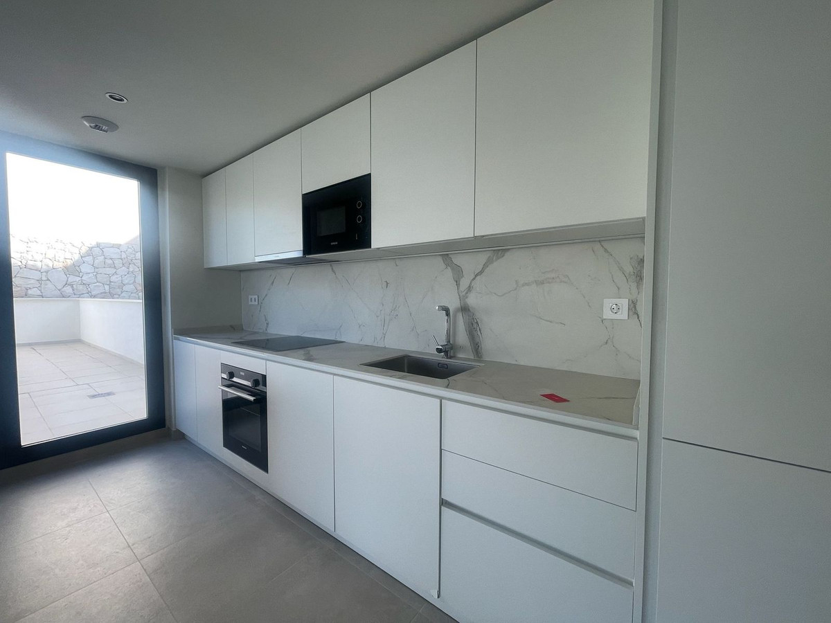 Appartement te koop in Benalmadena | 2 slaapkamers H5491168