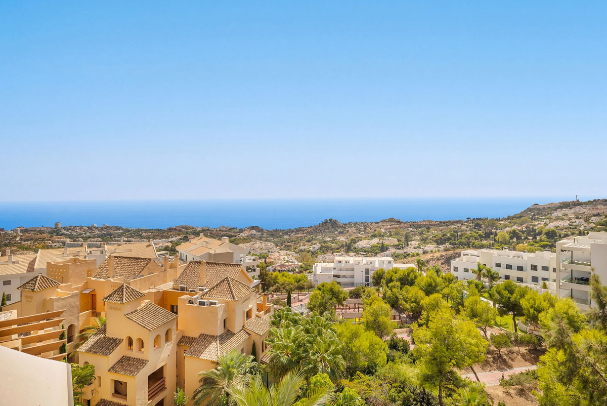 Appartement te koop in Benalmadena | 2 slaapkamers H5495182