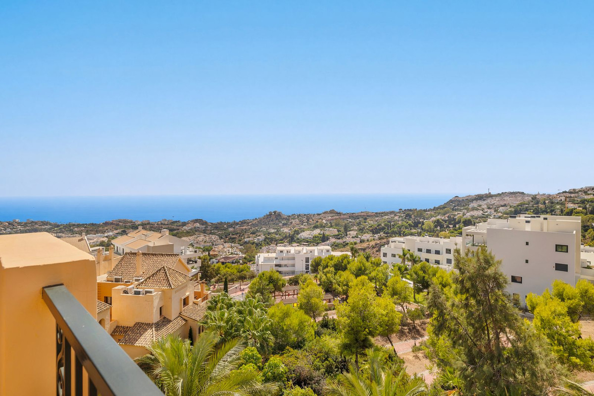 Appartement te koop in Benalmadena | 2 slaapkamers H5495182
