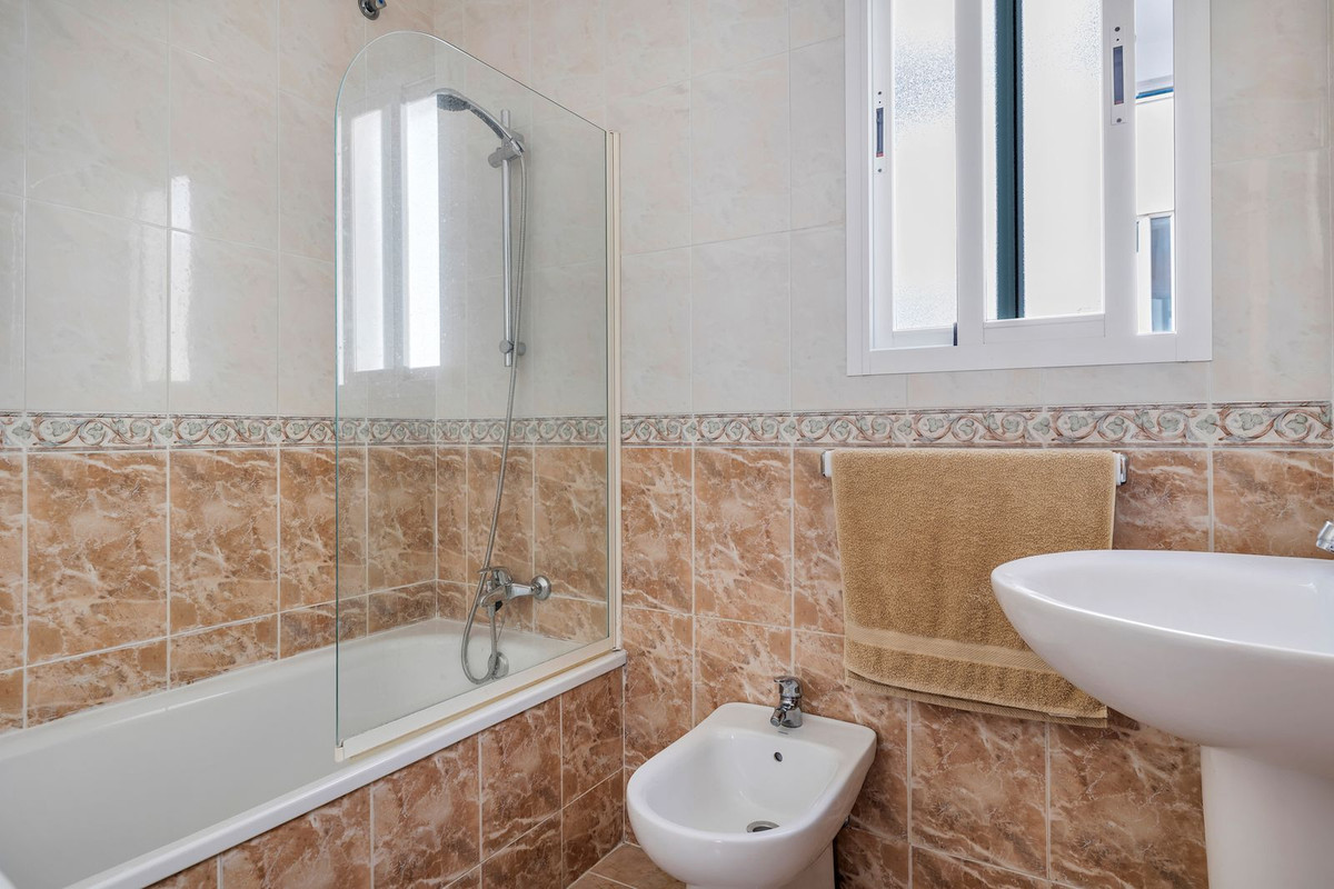 Appartement te koop in Benalmadena | 3 slaapkamers H5499421
