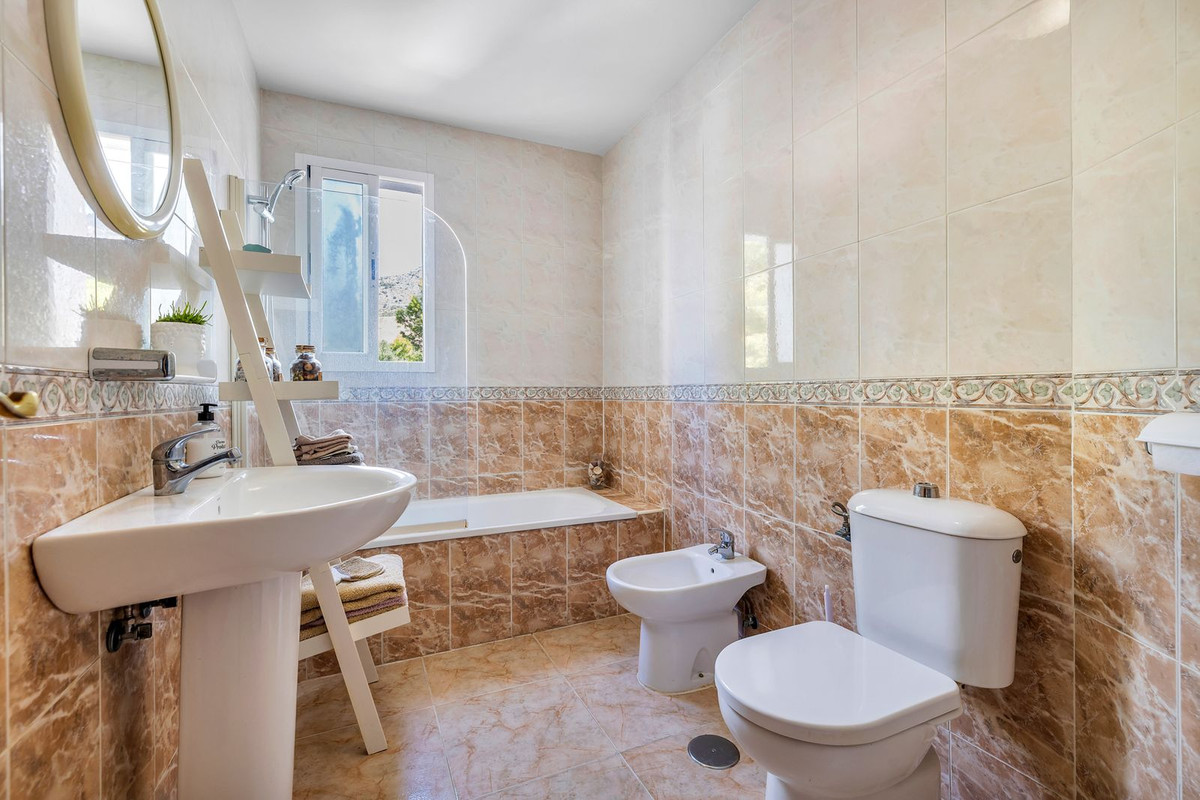 Appartement te koop in Benalmadena | 3 slaapkamers H5499421