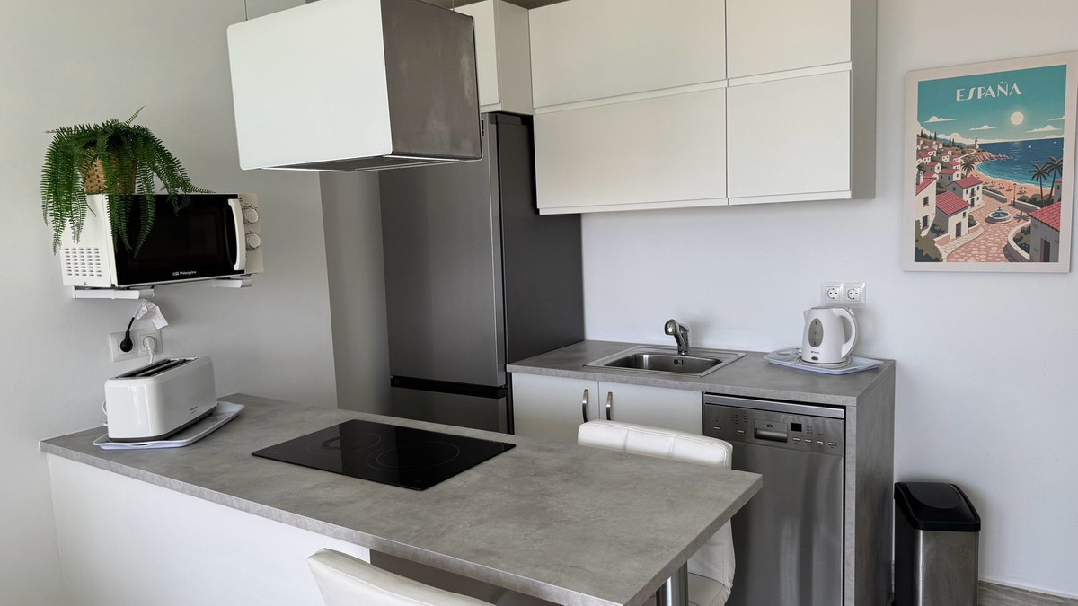 Appartement te koop in Benalmadena | 2 slaapkamers H5513275