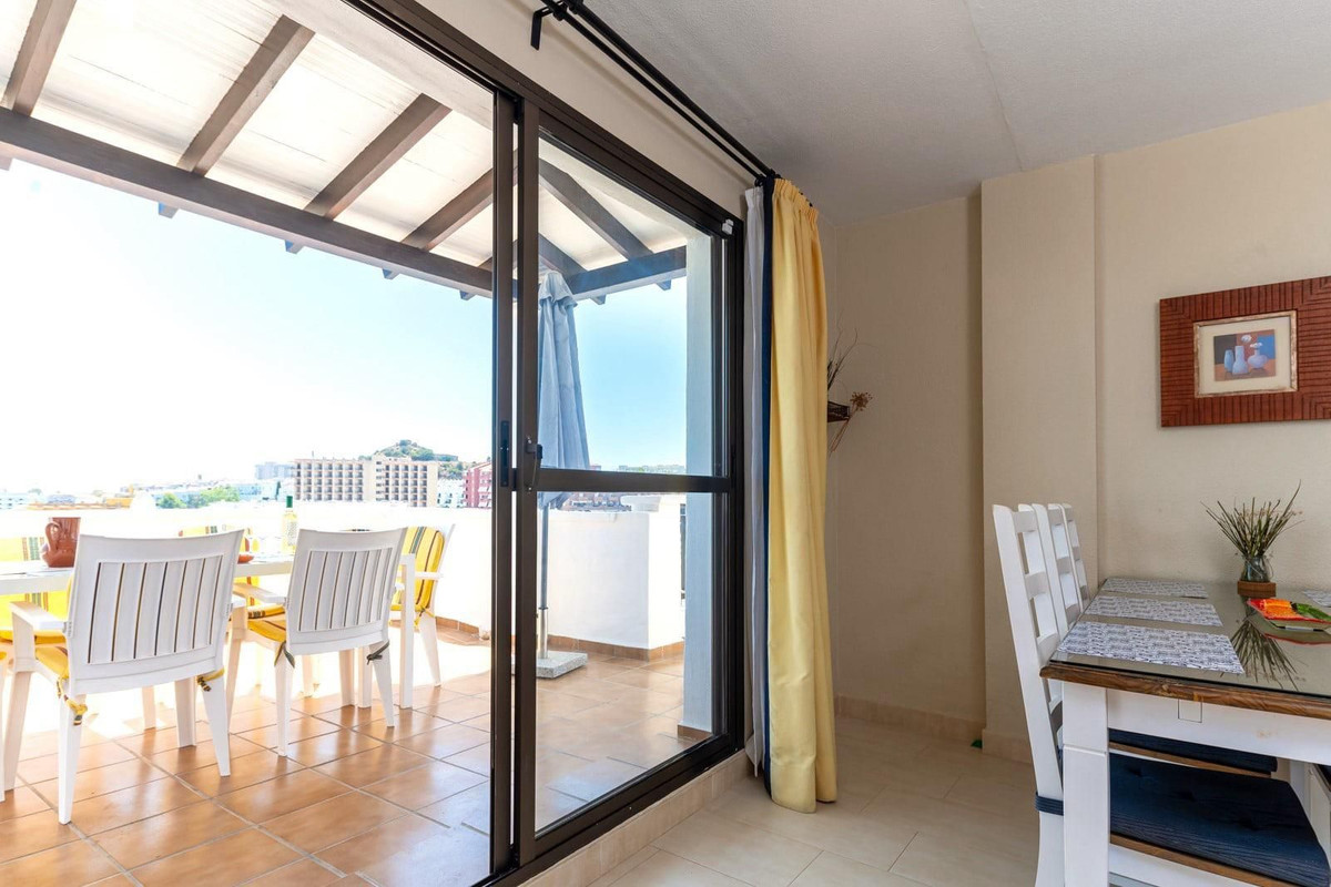 Tussenverdieping Appartement in Benalmadena Costa-13