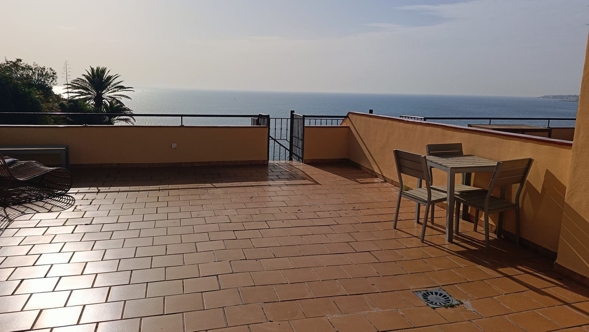 Penthouse in Benalmadena Costa-2