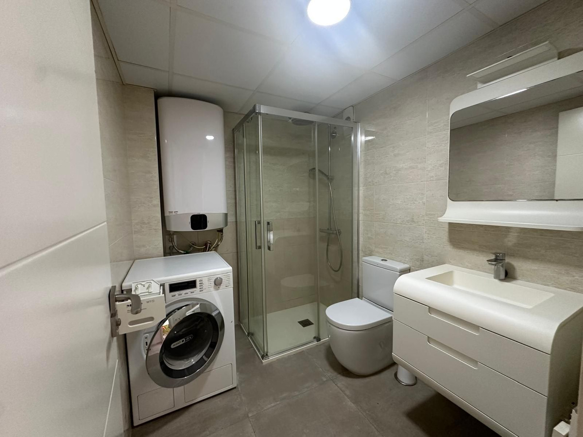 Tussenverdieping Appartement in Benalmadena Costa-6