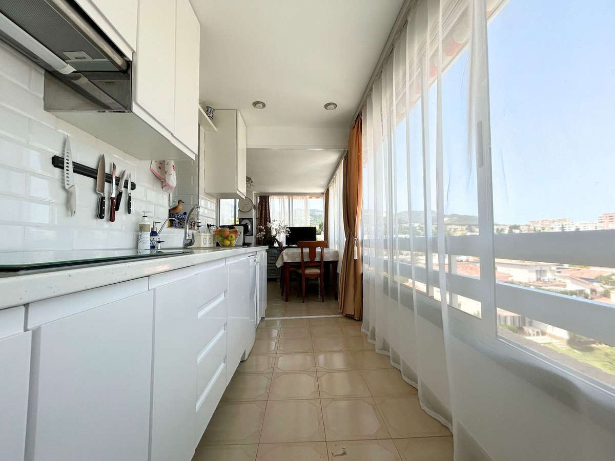 Tussenverdieping Appartement in Benalmadena Costa-13